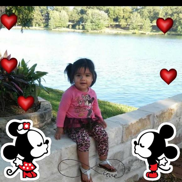 Meet your Posher, Lorena - Picture 1 of 1